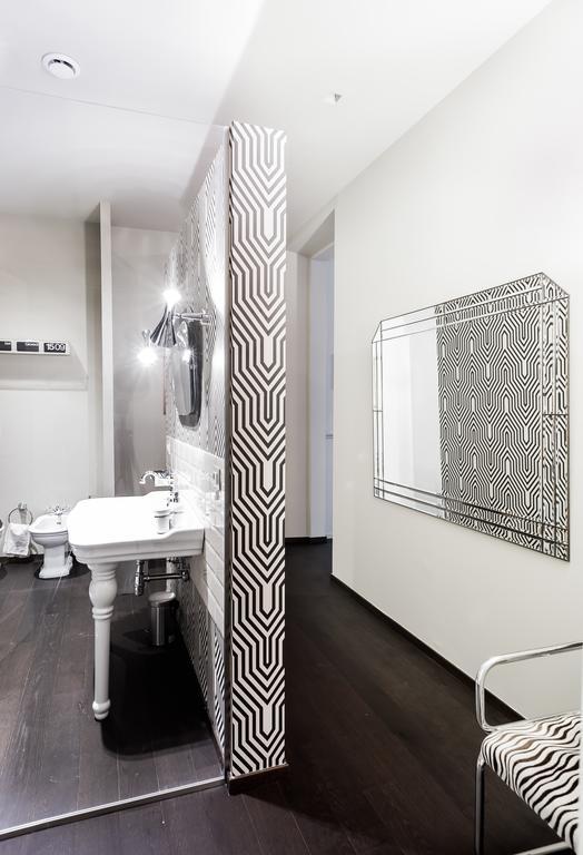Arnobio Florence Suites Bagian luar foto