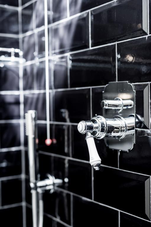 Arnobio Florence Suites Bagian luar foto