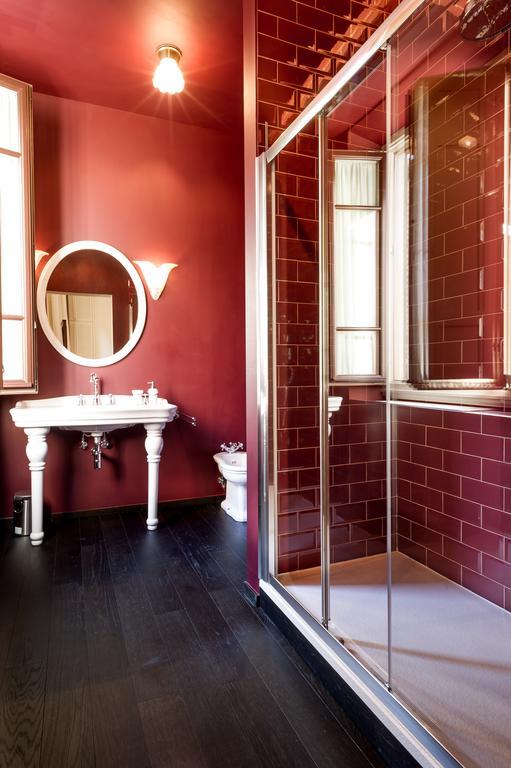 Arnobio Florence Suites Bagian luar foto