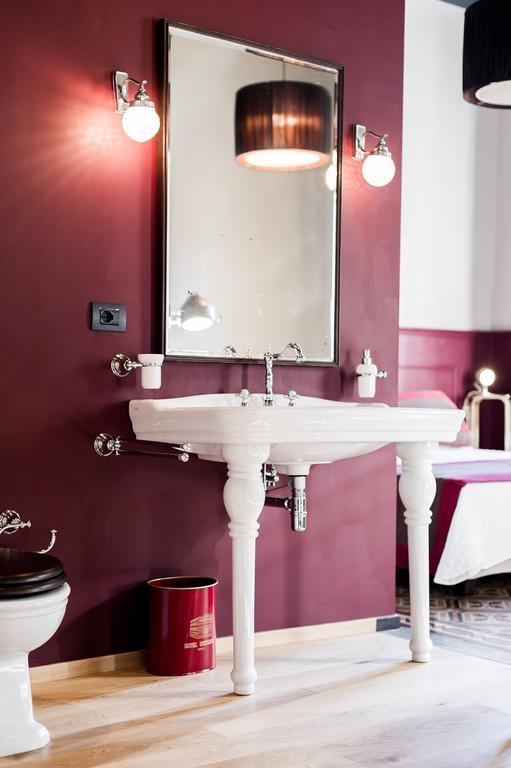 Arnobio Florence Suites Bagian luar foto