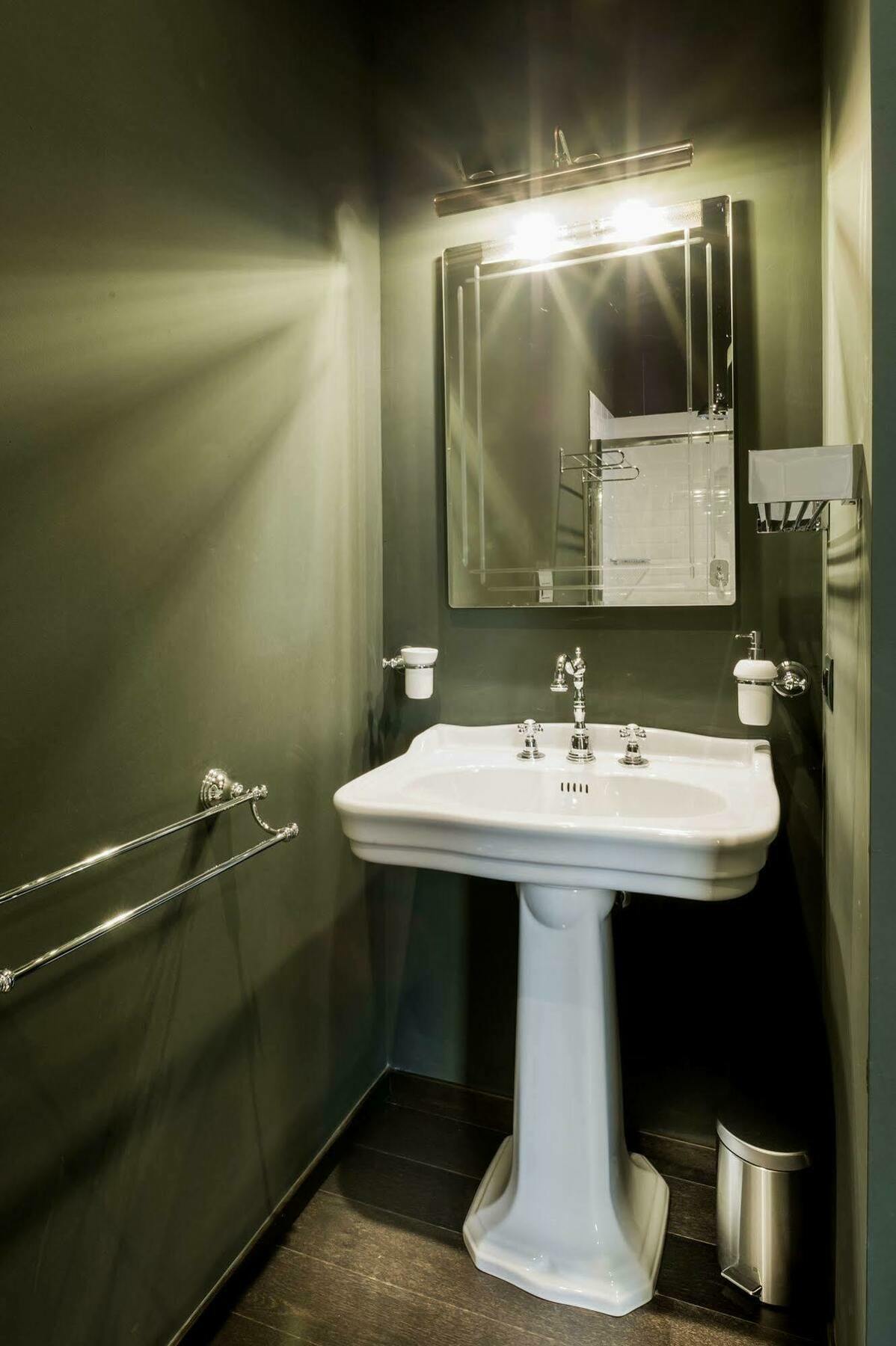 Arnobio Florence Suites Bagian luar foto